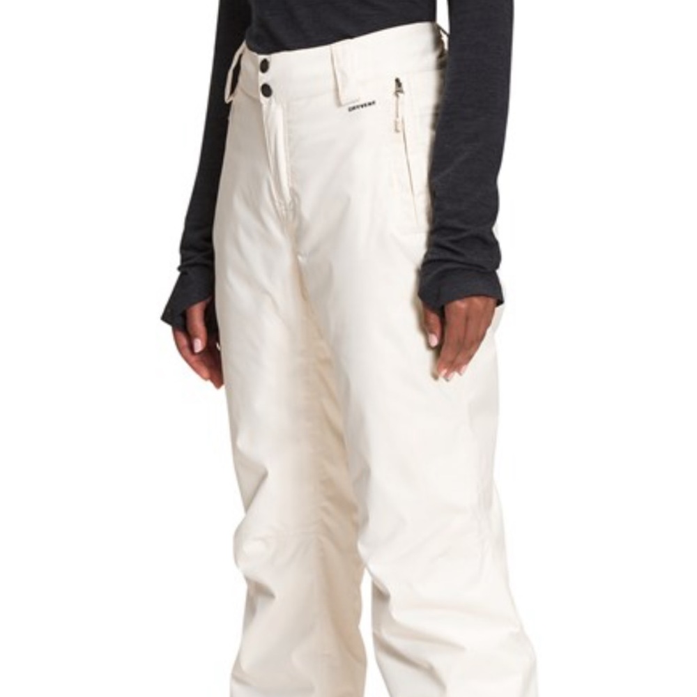 North Face Sally Ski/Snowboarding Pant Brand New